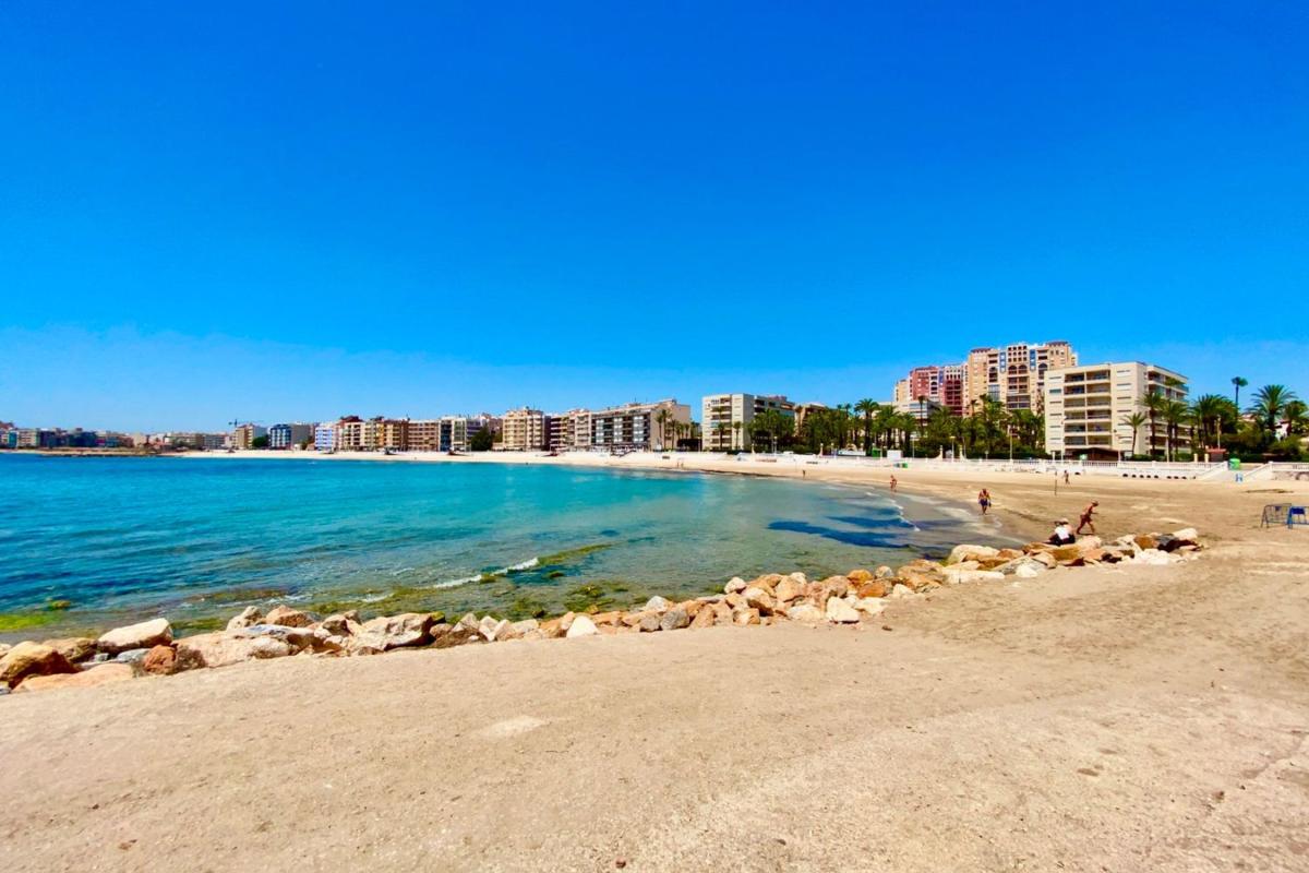 Sale of apartment in Piso en Zona los Frutales, Torrevieja, Torrevieja
photo 5