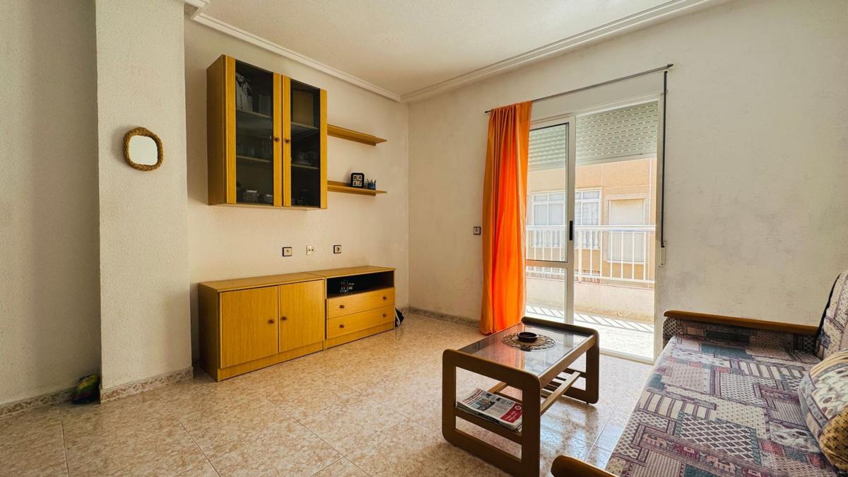 Venta de piso en Piso en Calle Concordia, Playa del Cura, Torrevieja, Torrevieja
photo 3