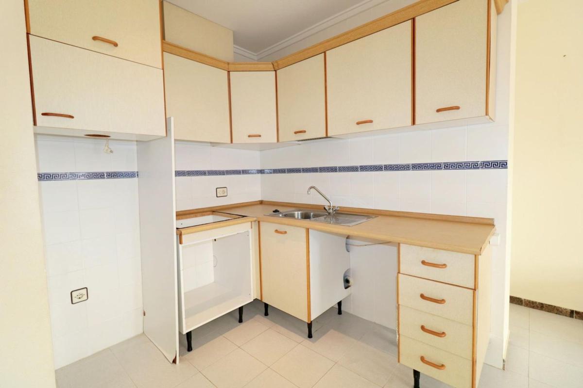 Venta de estudio en Estudio en Calle Finlandia, Playa de los Locos, Torrevieja, Torrevieja photo 5