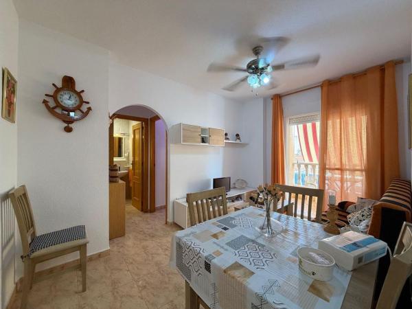 Sale of flat in Piso en Calle San Pascual, Avenida Habaneras - Curva de Palangre, Torrevieja, Torrevieja
 photo 1