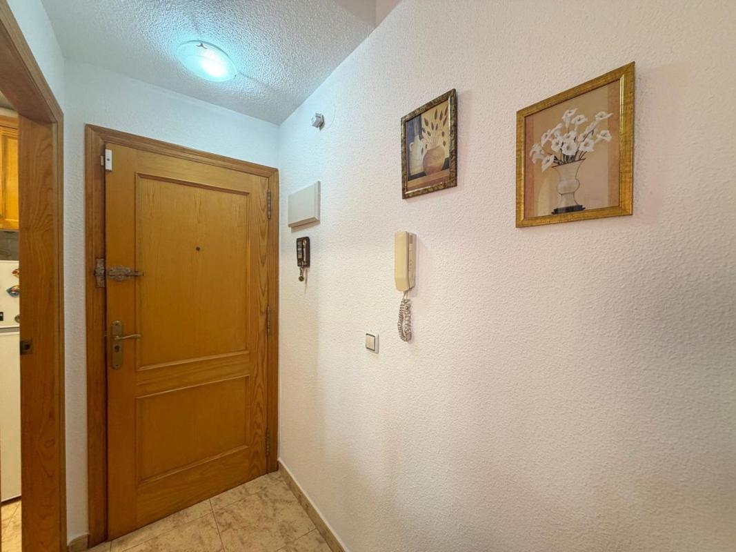 Sale of apartment in Piso en Calle San Pascual, Avenida Habaneras - Curva de Palangre, Torrevieja, Torrevieja
photo 4