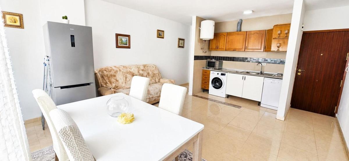 Venta de piso en Piso en Centro - Muelle Pesquero, Torrevieja, Torrevieja
photo 2