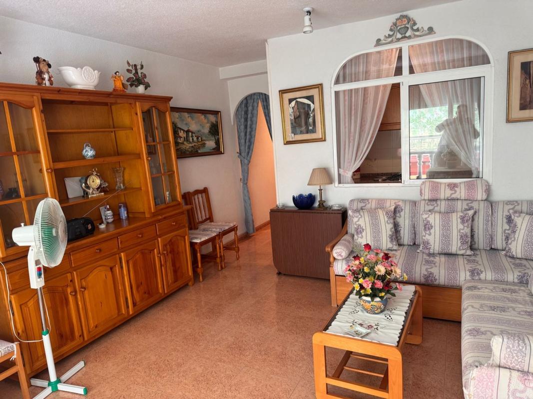 Sale of apartment in Piso en Calle San Pascual, Avenida Habaneras - Curva de Palangre, Torrevieja, Torrevieja
photo 2