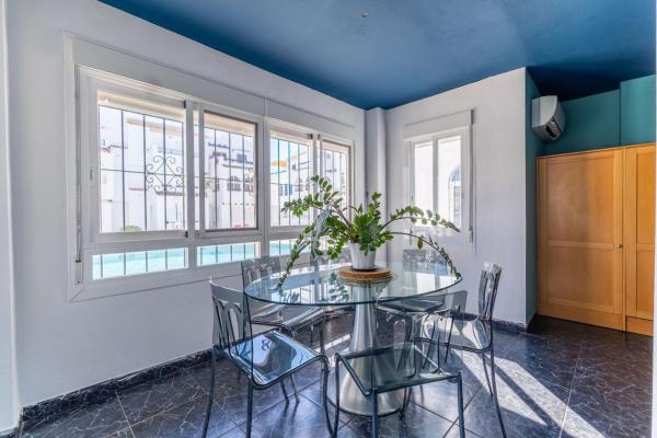 Venta de piso en Piso en Calle Mar Menor, 22, Playa de los Náufragos, Torrevieja, Torrevieja
 photo 4