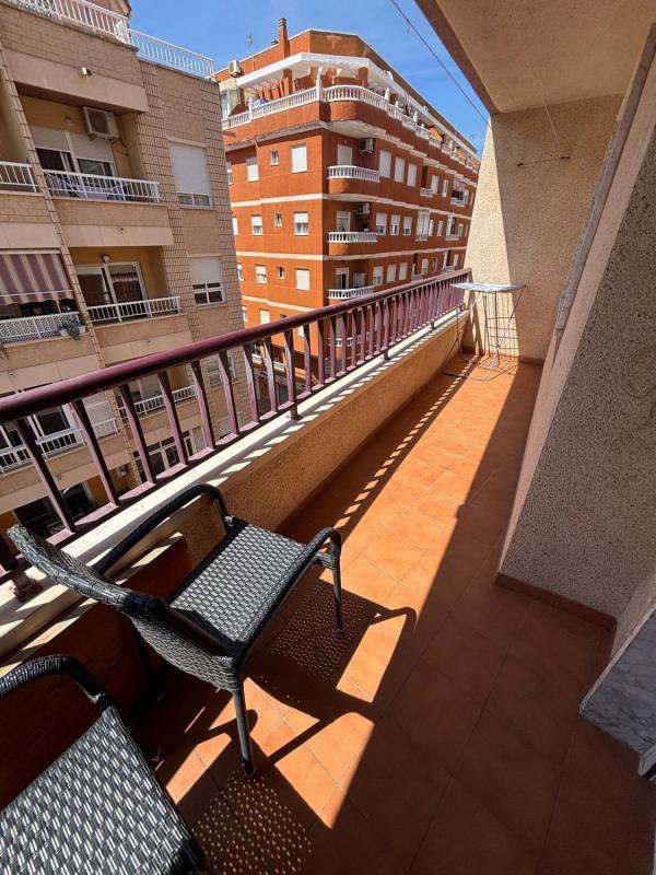 Продажа квартиры на Piso en Calle San Emigdio, El Molino, Torrevieja, Торревьеха
photo 1