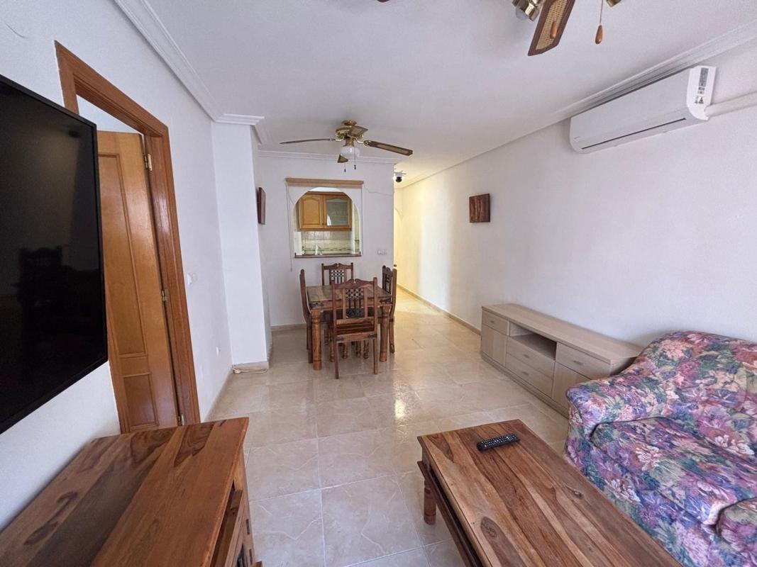 Продажа квартиры на Piso en Calle San Emigdio, El Molino, Torrevieja, Торревьеха
photo 3