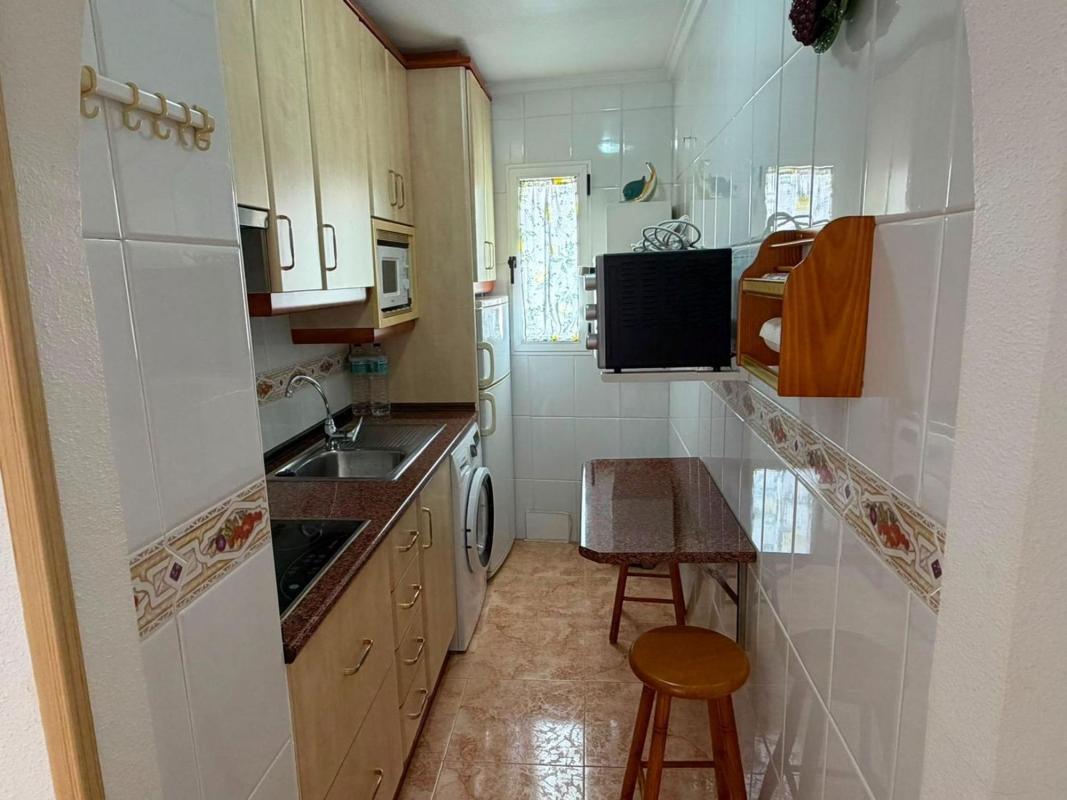 Venta de piso en Piso en Calle del Tomillo, El Molino, Torrevieja, Torrevieja
photo 5