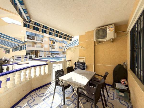 Venta de piso en Piso en Playa de los Náufragos, Torrevieja, Torrevieja
 photo 3