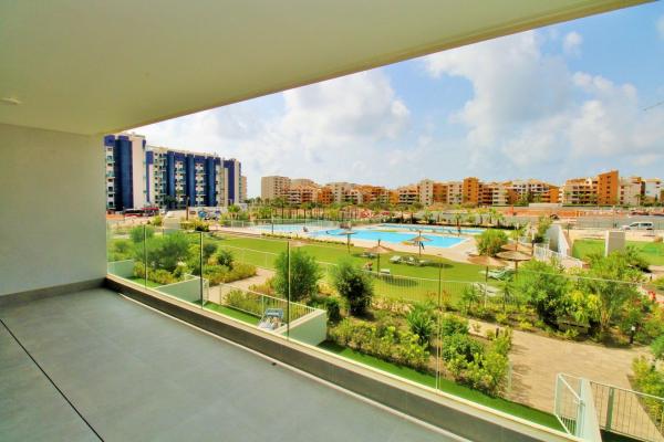 Venta de piso en Piso en Punta Prima, Torrevieja, Torrevieja
 photo 4