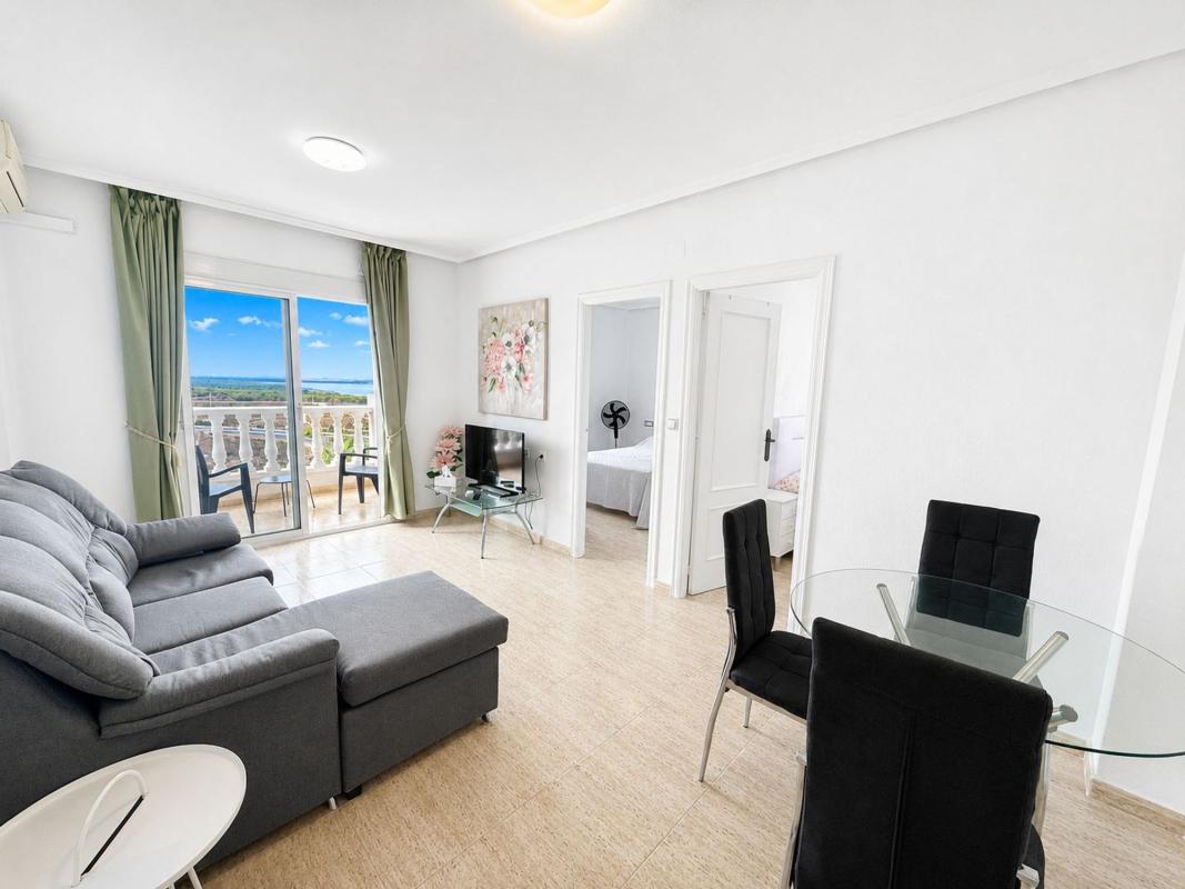 Venta de piso en Piso en Torreblanca, Torrevieja, Torrevieja
photo 3