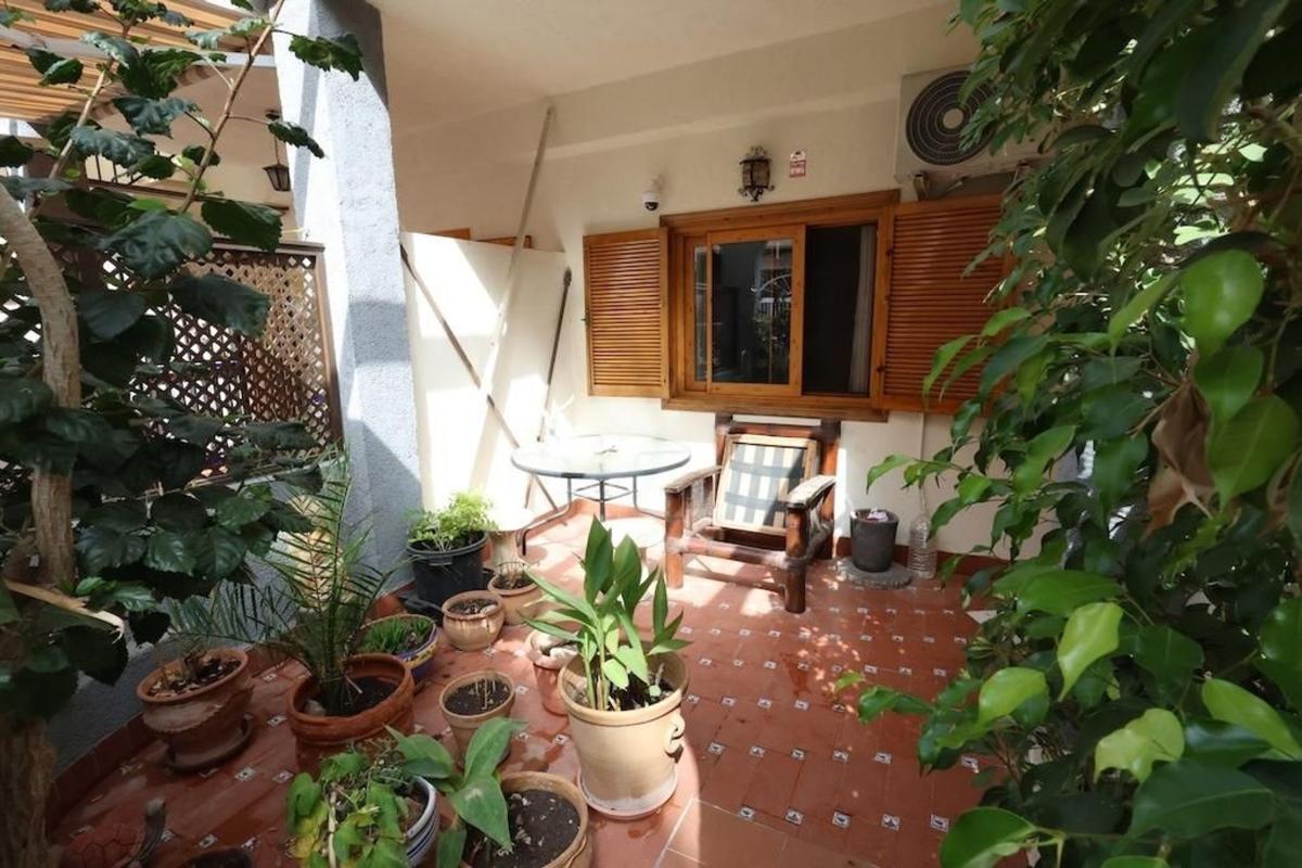 Продажа отдельного шале в Casa o chalet en Playa de los Náufragos, Torrevieja, Торревьеха photo 1