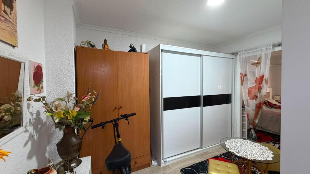 Venta de piso en Piso en Calle Bergantin, Playa del Cura, Torrevieja, Torrevieja
photo 3
