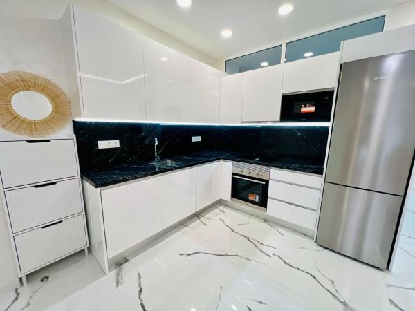 Venta de piso en Piso en Avenida de la Purisima, 7, Las Piscinas Naturales, Torrevieja, Torrevieja
photo 1