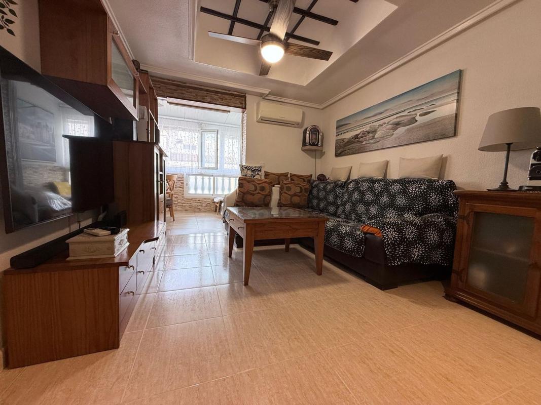 Sale of apartment in Piso en Pola De Siero, Playa de los Locos, Torrevieja, Torrevieja
 photo 5