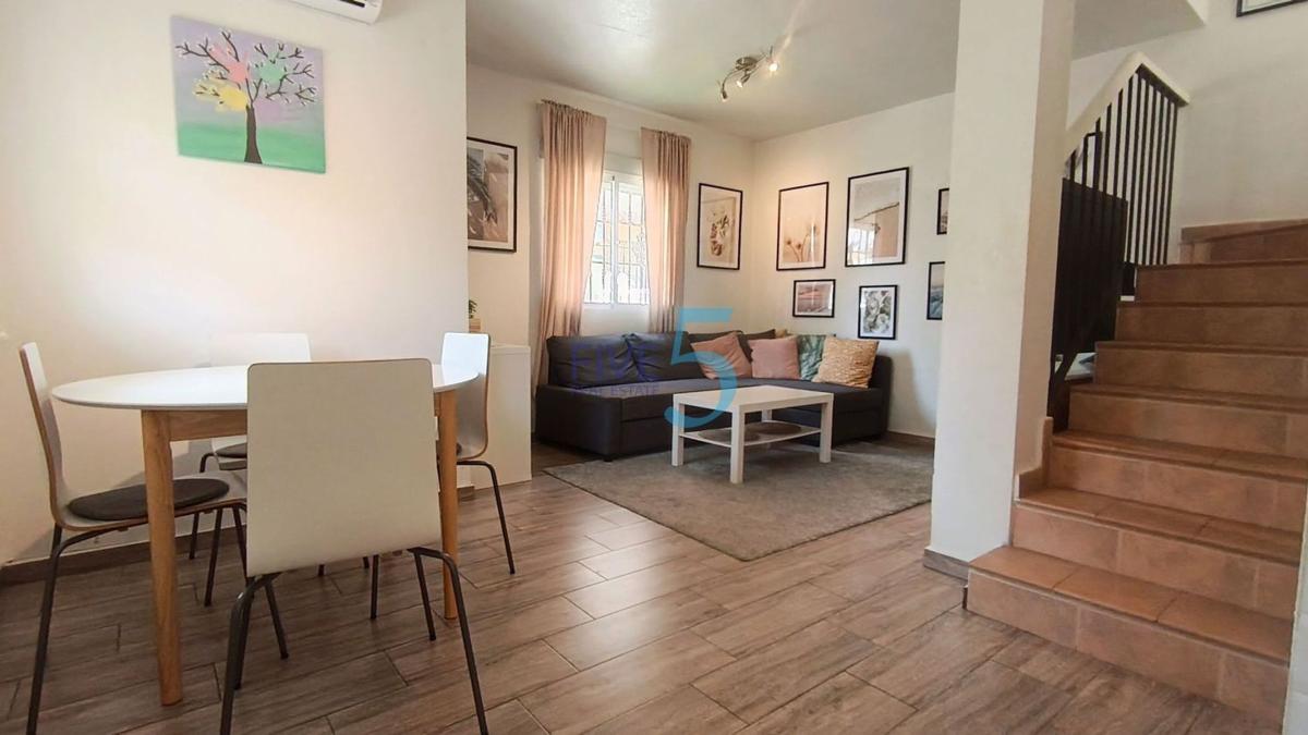 Продажа отдельного шале в Casa o chalet en La Siesta - El Salado - Torreta, Torrevieja, Торревьеха photo 2