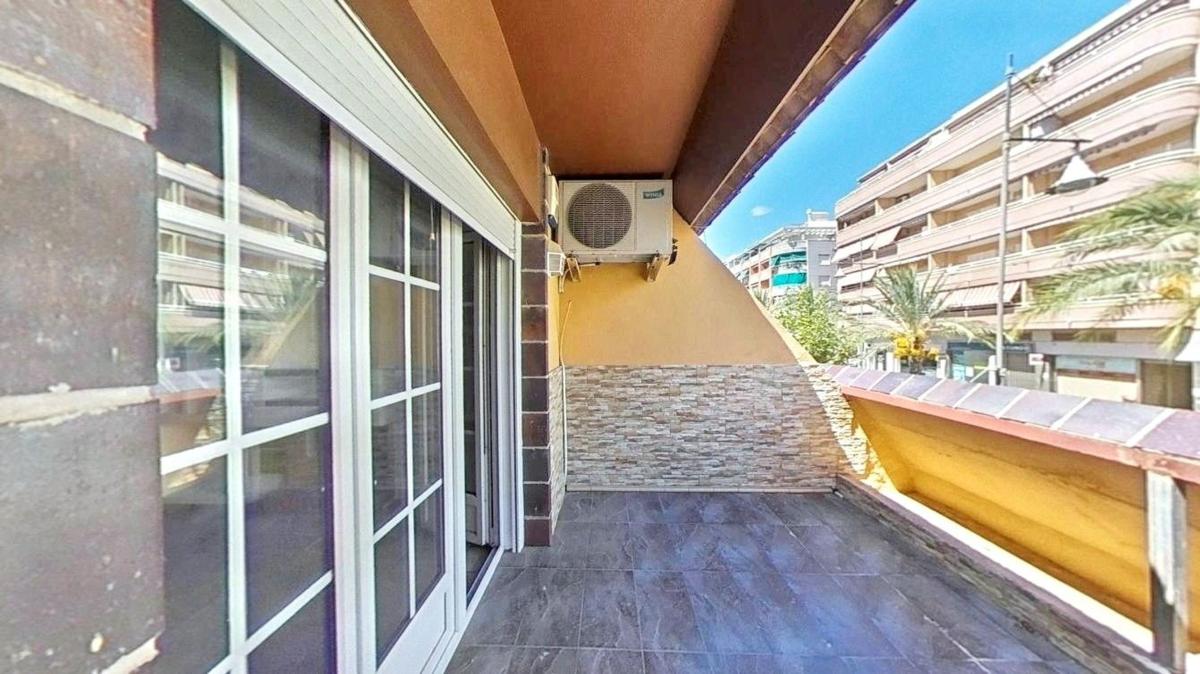 Sprzedaż mieszkania w Piso en Playa del Cura, Torrevieja, Torrevieja
photo 2