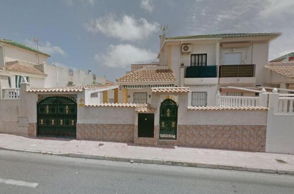 Terraced house for sale at  Chalet adosado en Los Balcones - Los Altos del Edén, Torrevieja , Torrevieja photo 1