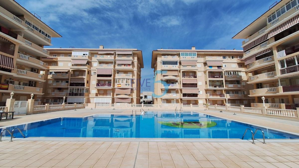 Venta de piso en Piso en Cañada del Molino, Torrevieja, Torrevieja
 photo 2