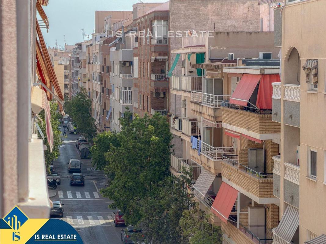 Venta de piso en Piso en Playa del Cura, Torrevieja, Torrevieja
photo 2