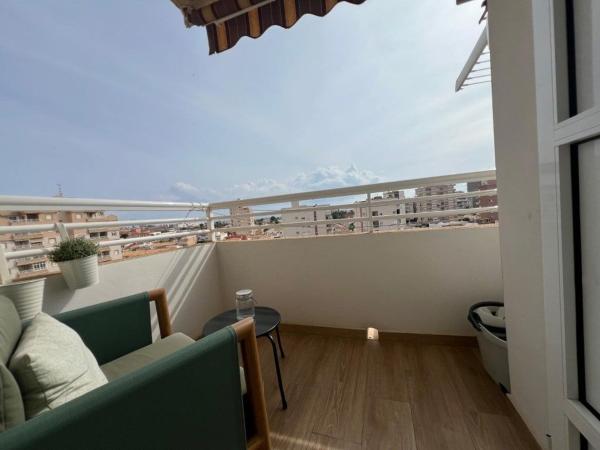 Venta de piso en Piso en Calle Joven Pura, Nueva Torrevieja, Torrevieja, Torrevieja
thumbnail 2