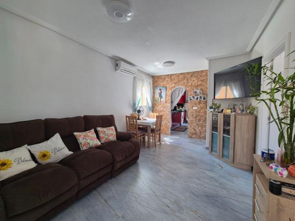Chalet independiente en venta en Casa o chalet en Parque Acuático - Sector 25, Torrevieja, Torrevieja
thumbnail 3
