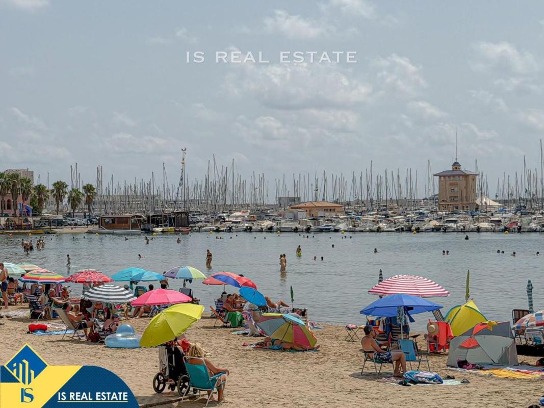 Sprzedaż mieszkania w Piso en El Acequión, Torrevieja, Torrevieja
photo 4