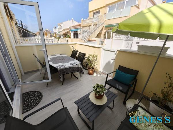 Chalet pareado en Liszt, 269, La Siesta - El Salado - Torreta, Torrevieja thumbnail 2
