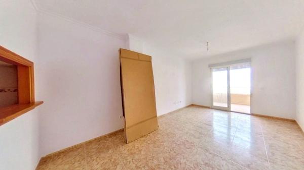 Venta de piso en Piso en Playa de los Locos, Torrevieja, Torrevieja
thumbnail 3