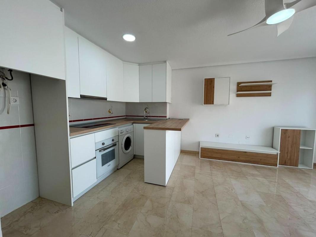 Продажа квартиры на Piso en Centro - Muelle Pesquero, Torrevieja, Торревьеха
 photo 3