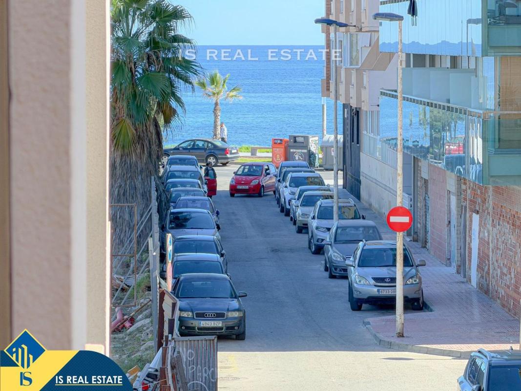 Продажа квартиры на Piso en Playa del Cura, Torrevieja, Торревьеха
photo 1