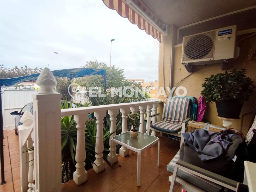 Venta de chalet adosado en Chalet adosado en Calle del Lago, La Siesta - El Salado - Torreta, Torrevieja , Torrevieja photo 5