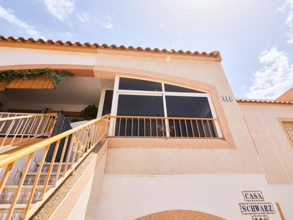 Penthouse for sale at Ático en Calle Río Rhin, La Siesta - El Salado - Torreta, Torrevieja, Torrevieja photo 1