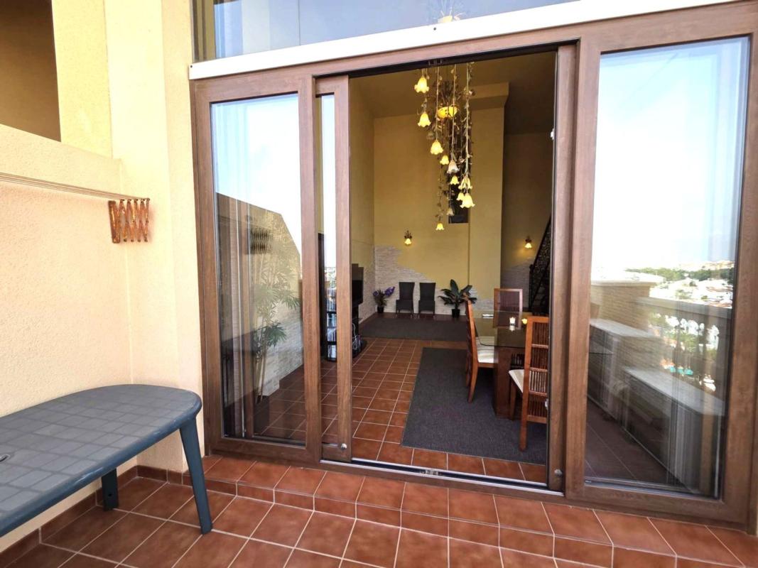 Venta de piso en Piso en Avenida Roentgen, 7, Playa de los Locos, Torrevieja, Torrevieja
photo 3
