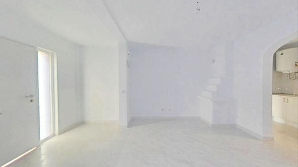 Venta de piso en Piso en La Siesta - El Salado - Torreta, Torrevieja, Torrevieja
thumbnail 2