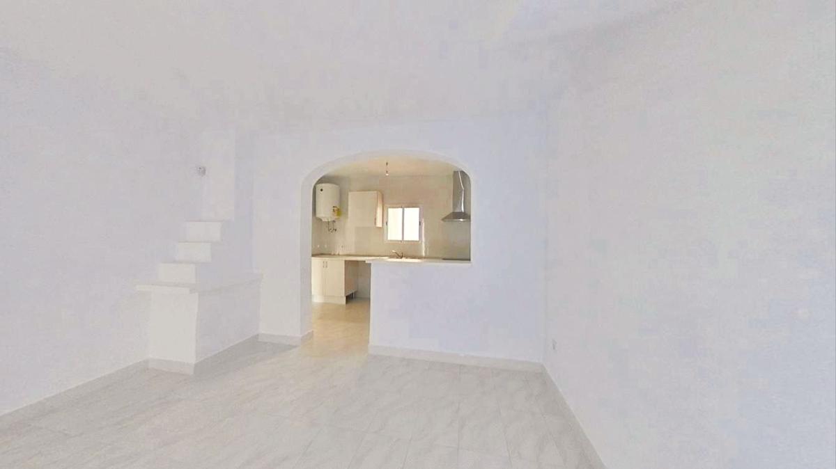 Venta de piso en Piso en La Siesta - El Salado - Torreta, Torrevieja, Torrevieja
photo 3