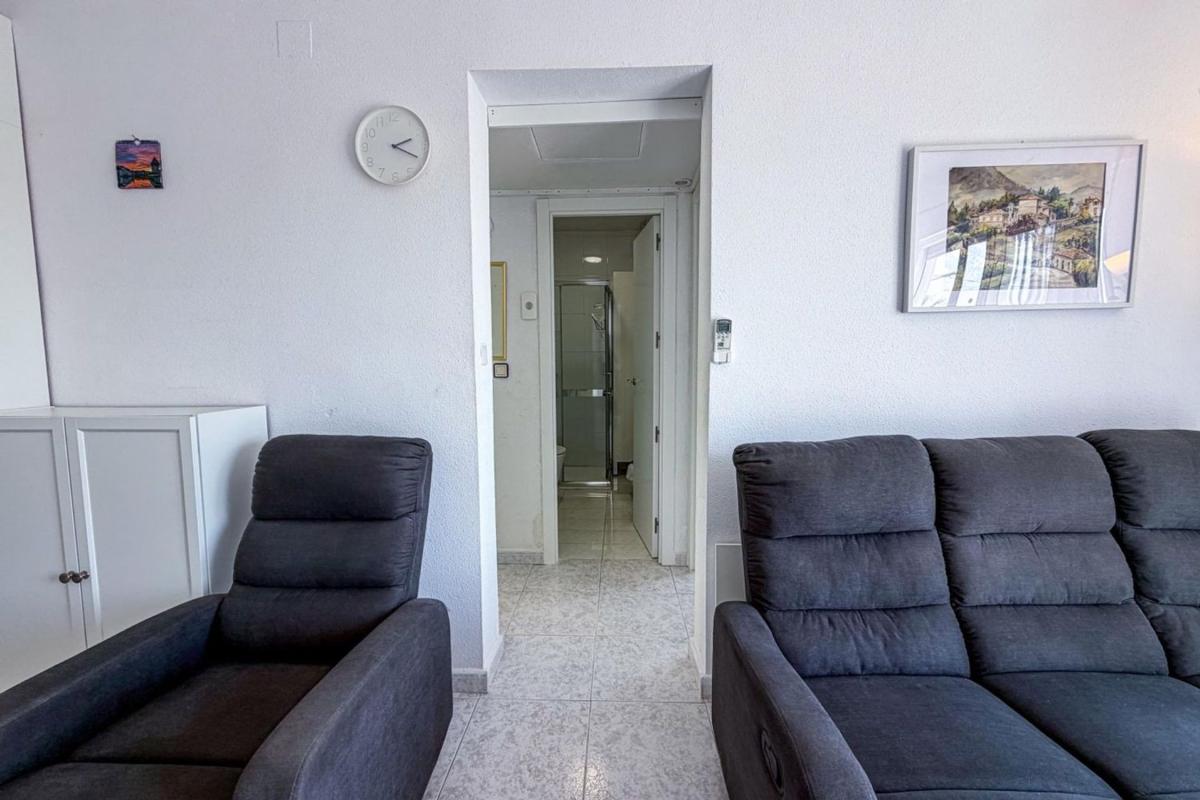 Sprzedaż niezależnego domku jednorodzinnego w Casa o chalet independiente en Calle Murillo, La Siesta - El Salado - Torreta, Torrevieja, Torrevieja photo 4