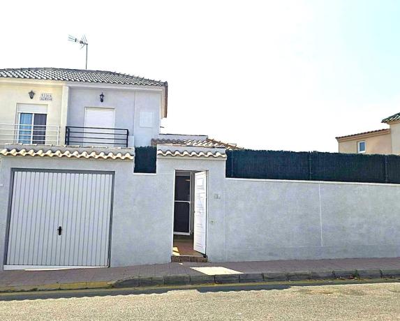 Chalet pareado en Los Balcones - Los Altos del Edén, Torrevieja photo 1