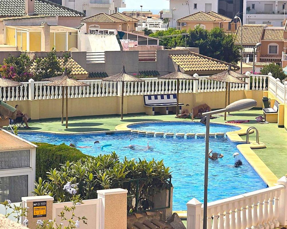 Venta de chalet independiente en Chalet pareado en Los Balcones - Los Altos del Edén, Torrevieja, Torrevieja
photo 5