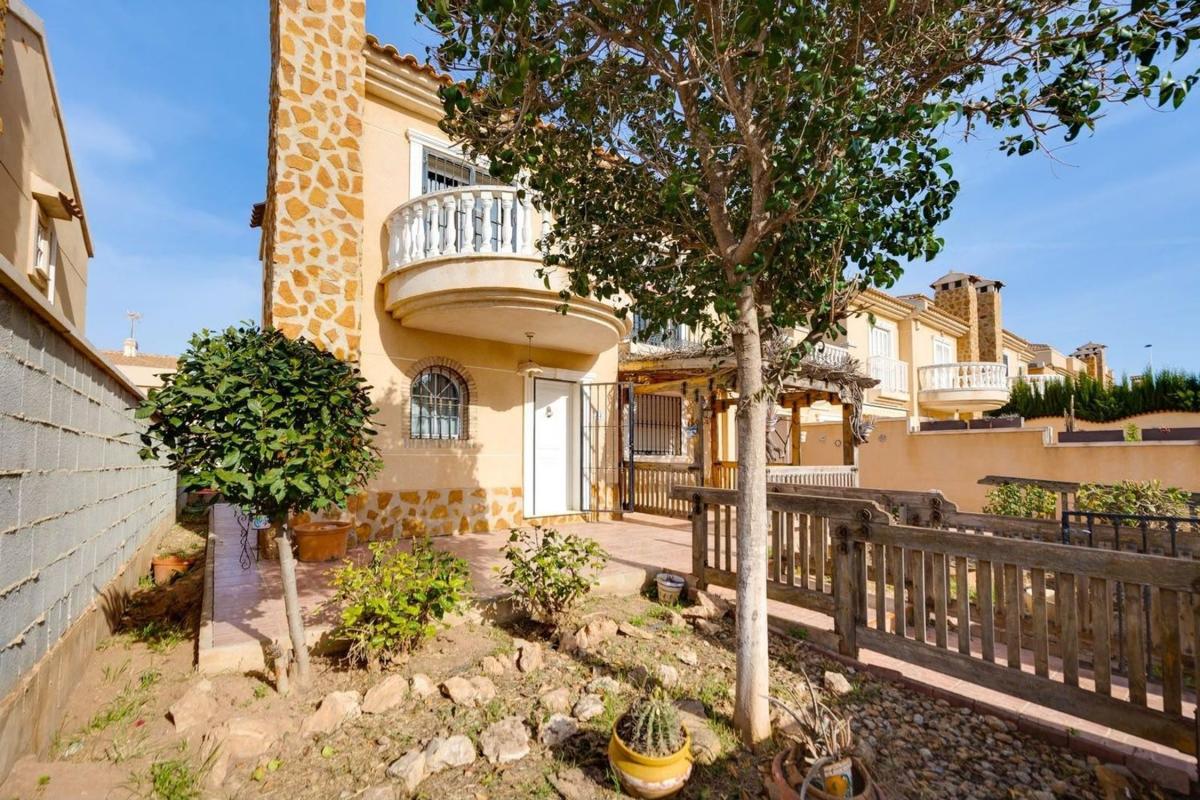 Sale of independent chalet in Casa o chalet independiente en Aguas Nuevas, Torrevieja, Torrevieja
photo 5