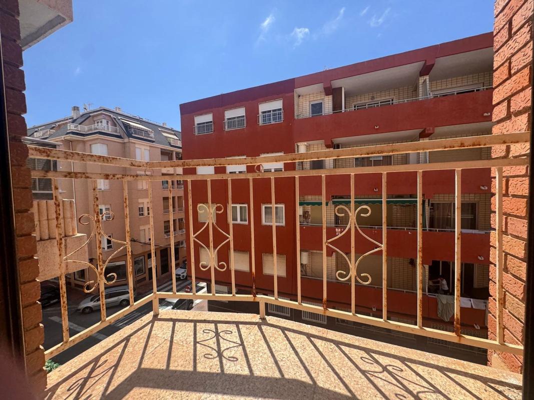 Sprzedaż mieszkania w Piso en San Pascual, Avenida Habaneras - Curva de Palangre, Torrevieja, Torrevieja
photo 5