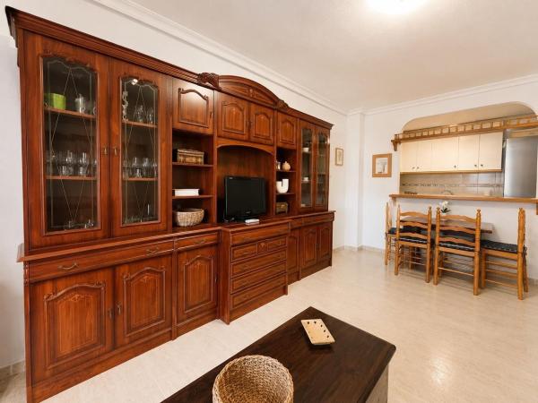 Venta de piso en Piso en Calle Soria, Cabo Cervera, Torrevieja, Torrevieja
 photo 3