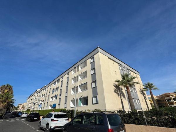 Venta de piso en Piso en Avenida de las Olas, Punta Prima, Torrevieja, Torrevieja
 photo 1