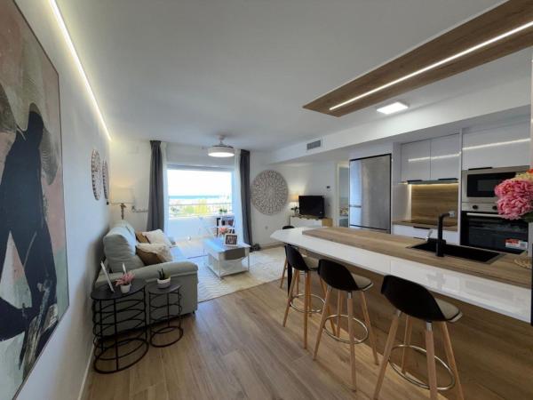 Venta de piso en Piso en Avenida de las Olas, Punta Prima, Torrevieja, Torrevieja
 photo 2