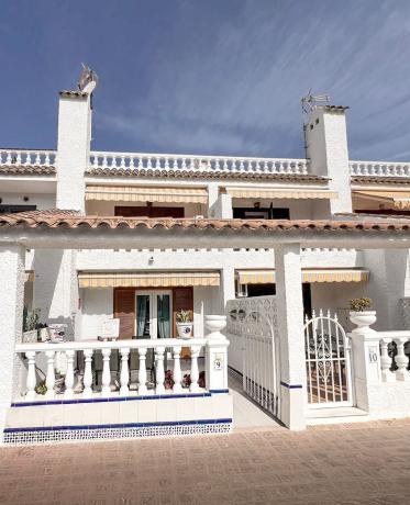 Terraced house for sale at Chalet adosado en Calle Revolcadores s/n, Los Balcones - Los Altos del Edén, Torrevieja , Torrevieja photo 1