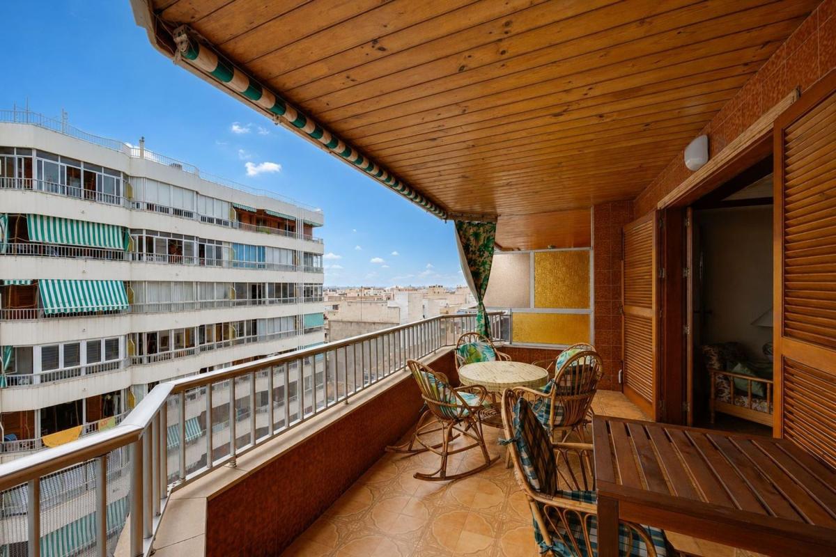 Venta de piso en Piso en El Acequión, Torrevieja, Torrevieja
photo 2