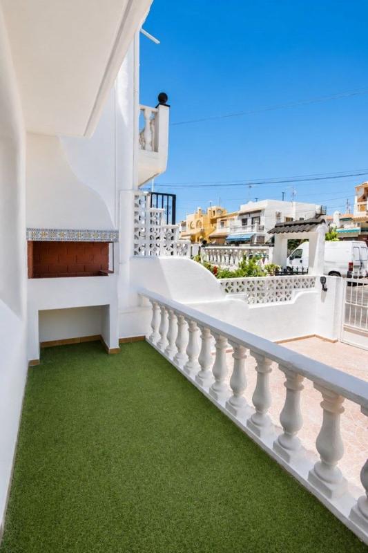 Продажа таунхауса в Chalet adosado en Calle Doctor Waksman s/n, Zona los Frutales, Torrevieja , Торревьеха photo 5