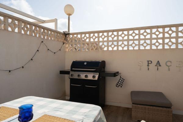 Chalet adosado en venta en  Chalet adosado en Calle José Pérez Gómez, Nueva Torrevieja, Torrevieja , Torrevieja photo 4
