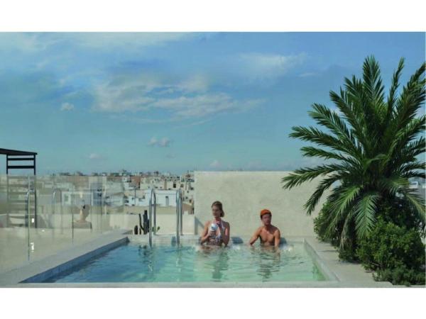 Venta de piso en Piso en Las Piscinas Naturales, Torrevieja, Torrevieja
photo 1