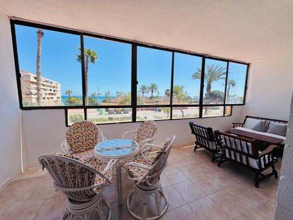 Venta de piso en Piso en Paseo de la Brisa, Cabo Cervera, Torrevieja, Torrevieja
 photo 1