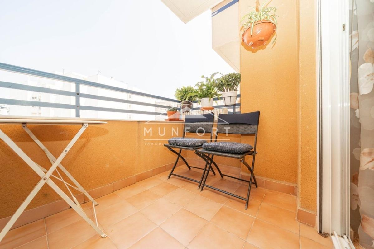 Venta de piso en Piso en Las Piscinas Naturales, Torrevieja, Torrevieja
photo 2
